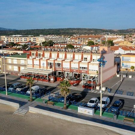 Logis Hotel & Restaurant Mediterranee Port-la-Nouvelle Ngoại thất bức ảnh
