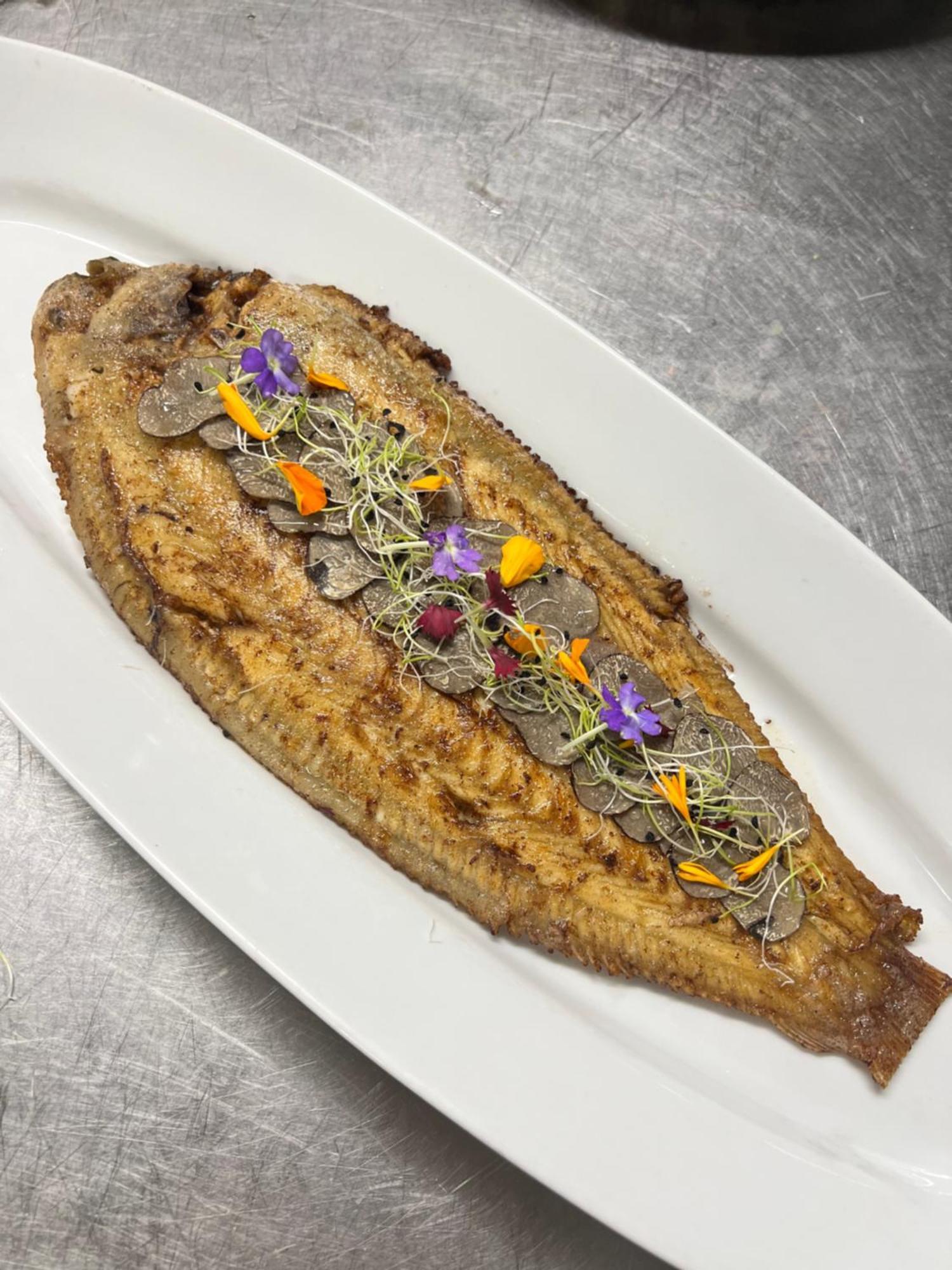Logis Hotel & Restaurant Mediterranee Port-la-Nouvelle Ngoại thất bức ảnh