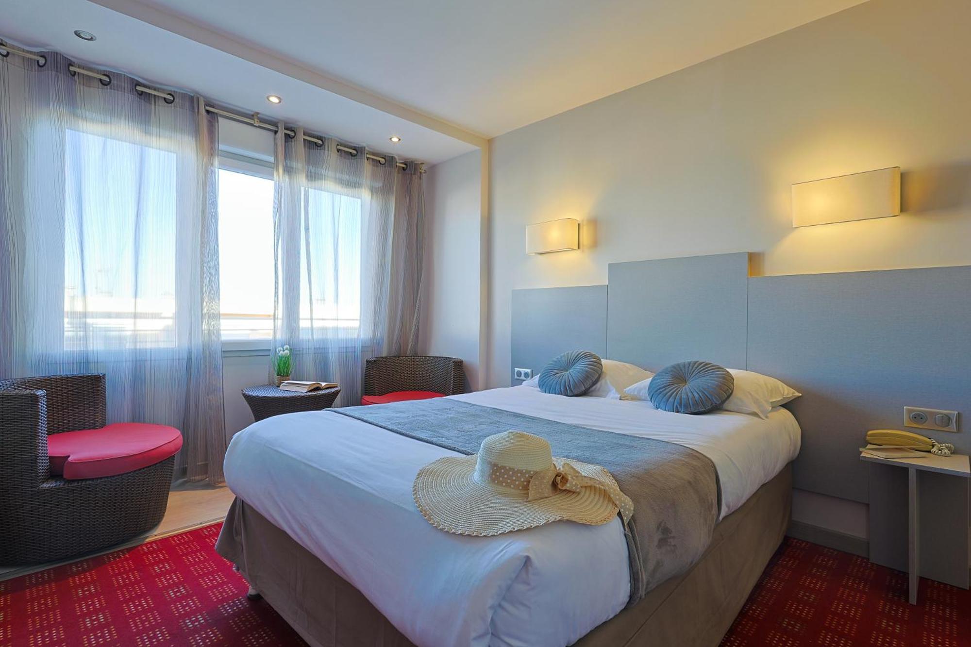 Logis Hotel & Restaurant Mediterranee Port-la-Nouvelle Ngoại thất bức ảnh