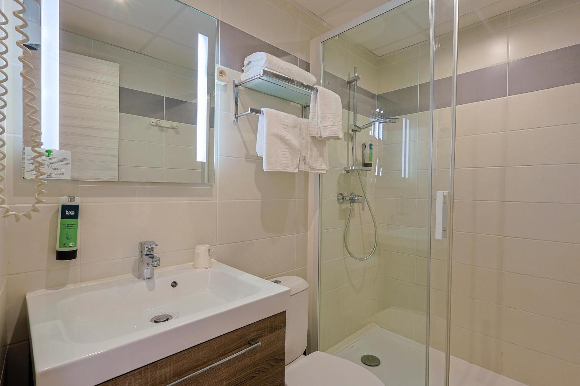 Logis Hotel & Restaurant Mediterranee Port-la-Nouvelle Ngoại thất bức ảnh